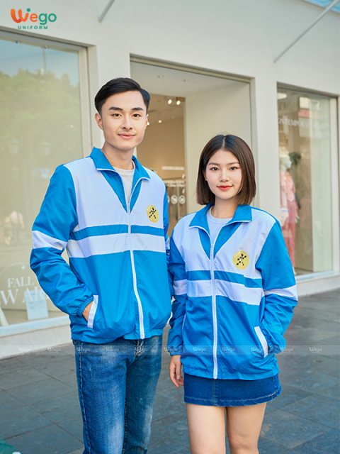 Ảnh 4 (10) Đồng phục áo gió cozyfree màu xanh biển nhạt phối trắng