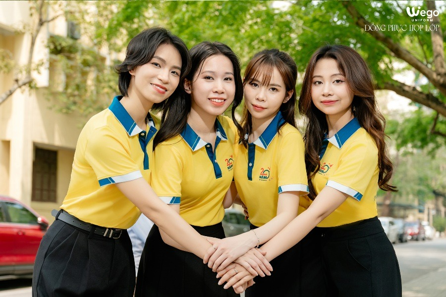 dong phuc hop lop