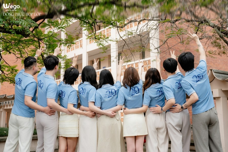 dong phuc hop lop