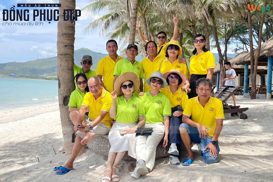 dong phuc du lich