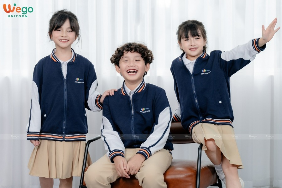 dong phuc hoc sinh FPT