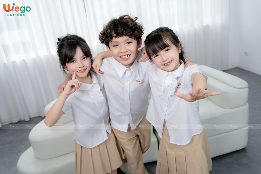 dong phuc hoc sinh FPT